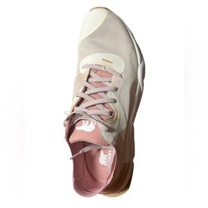 Nib sorel kinetic pink, yellow, chalk, white